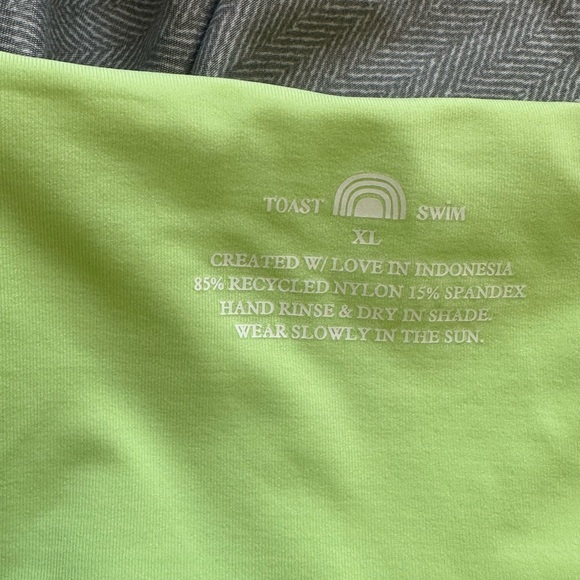 Toast Long Sleeve Swim Top - Picture 3 of 3